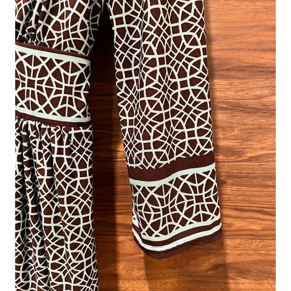 City Triangles Stretch Knit Sheath 3/4 Sleeve V Neck Mint Green & Brown Medium - Picture 7 of 12